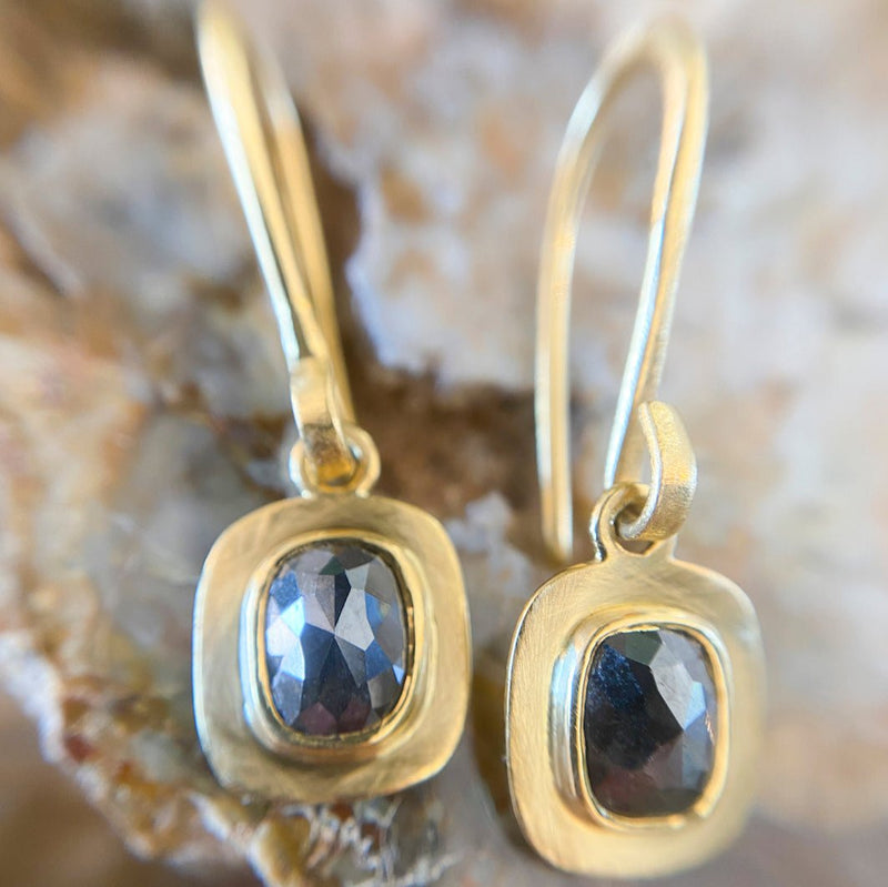 Cognac Diamond earrings