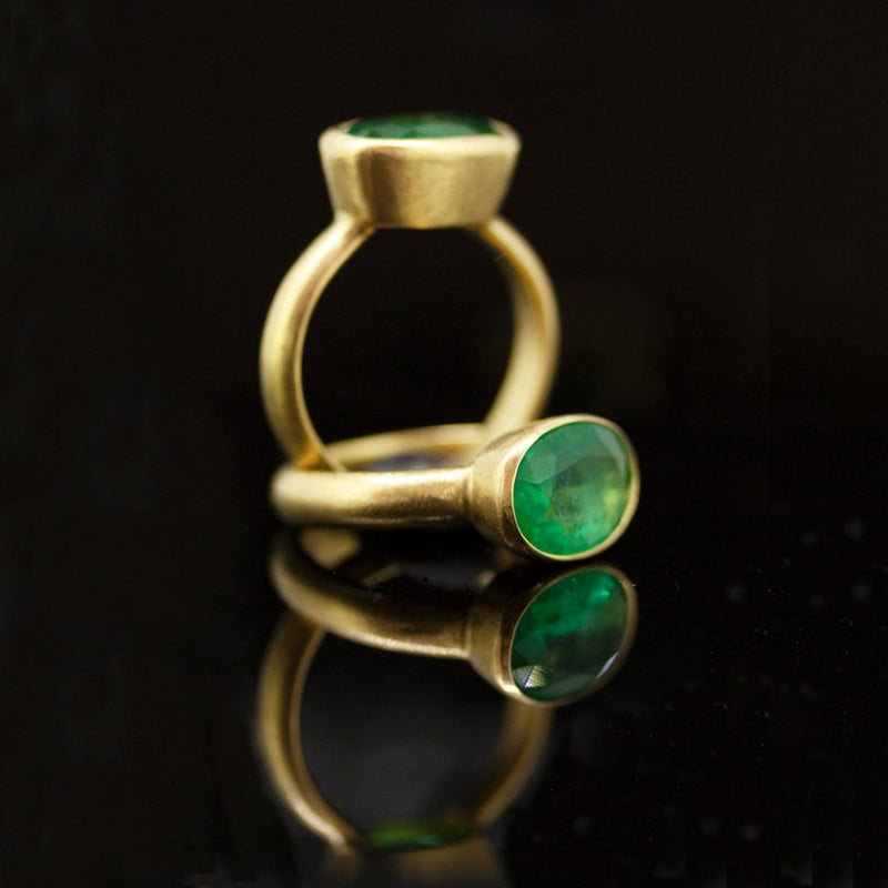 Emerald Temple Ring