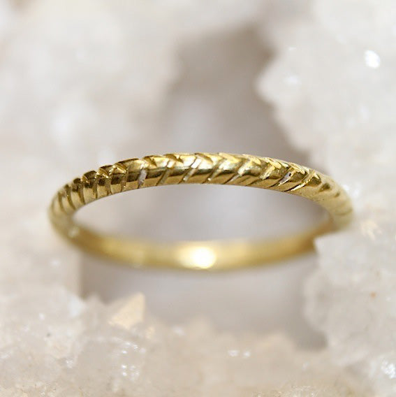 Chevron Gold Band